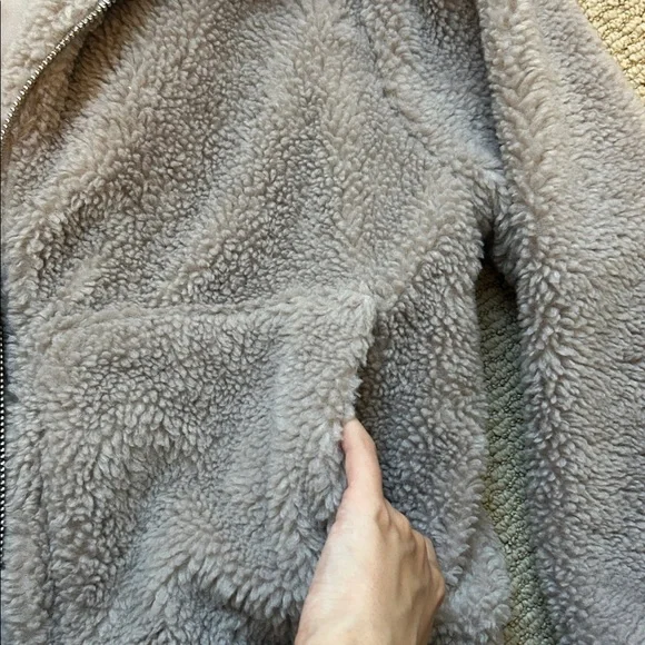 Urban Outfitters Jacket - Picture 4 of 5